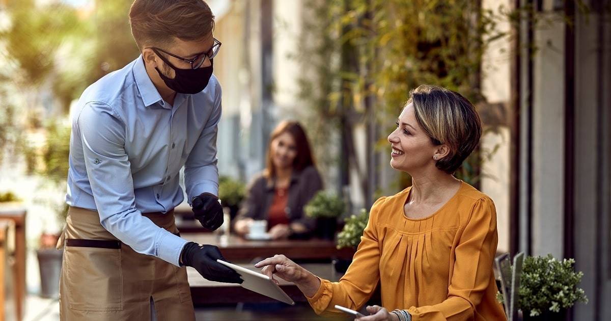 Restaurants Battle COVID19 Delta Variant AmTrust Insurance