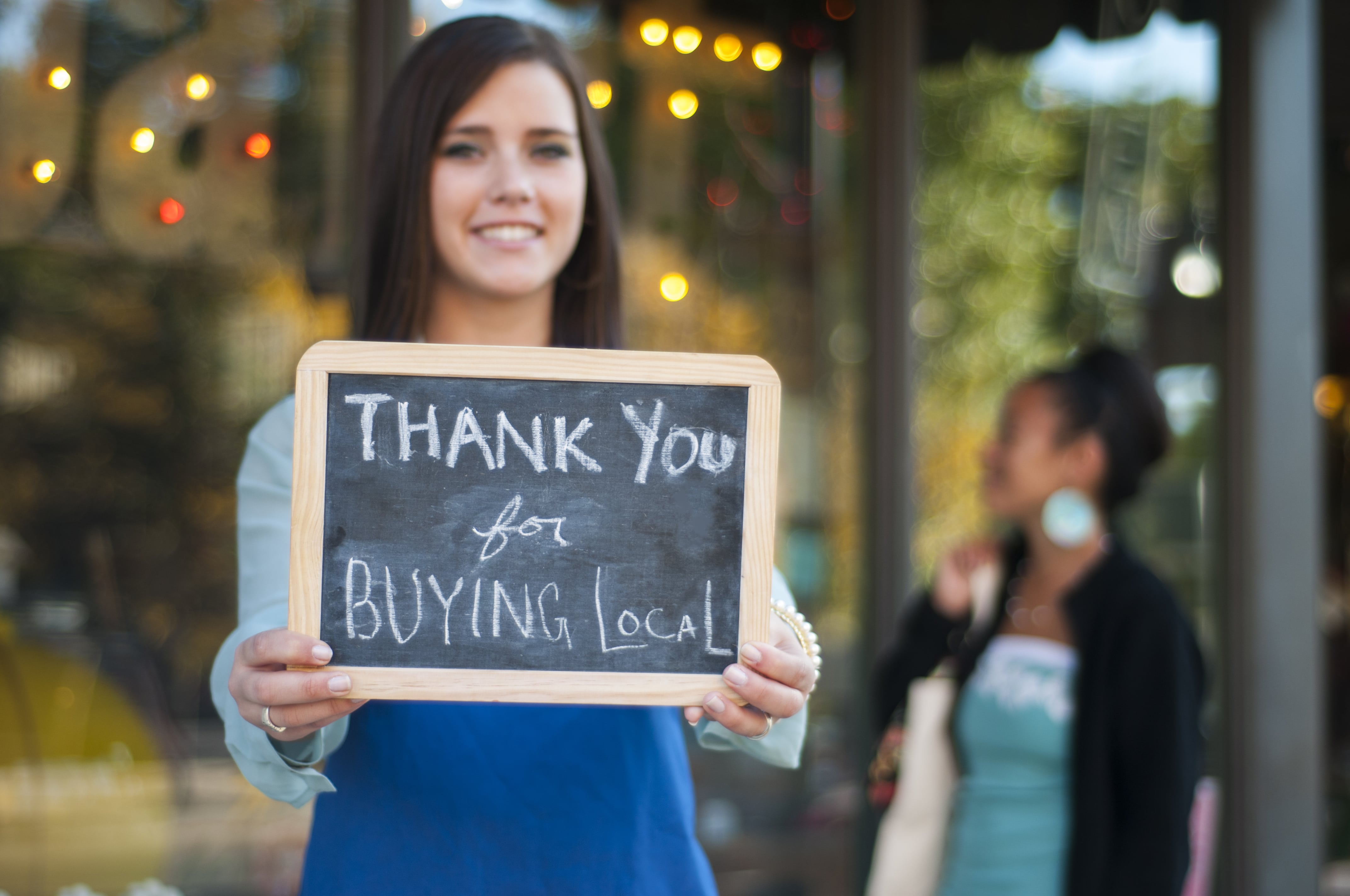 AmTrust Insureds Urge Others to Shop Locally on Small Business Saturday